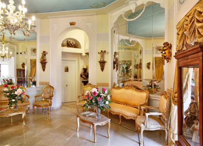 Luxury Art Resort Galleria Umberto - Napoli - 2012